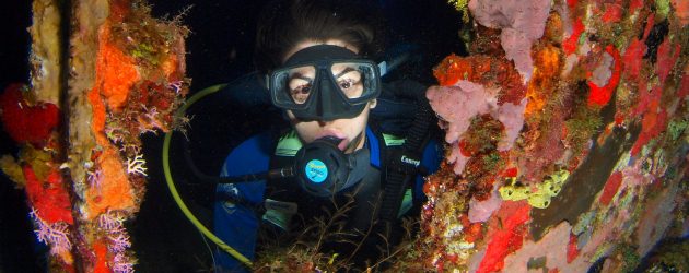 Buceo en barcos hundidos por Julio Santos