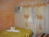 Hostal Yuyo cuarto naranja